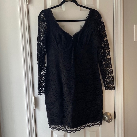 Vintage 90s Scallop Lace Dress - Picture 5 of 11